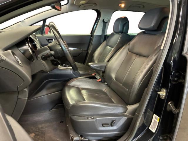 Peugeot 5008 image 4
