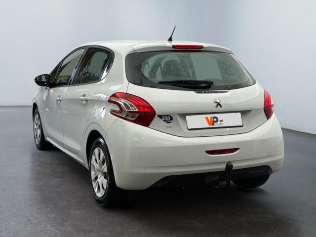 Peugeot 208 image 3