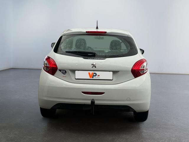 Peugeot 208 image 7