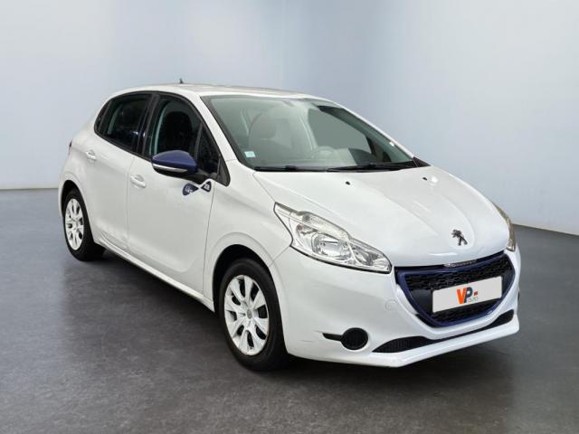Peugeot 208 image 5