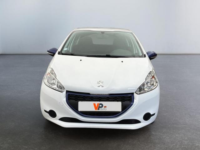 Peugeot 208 image 8