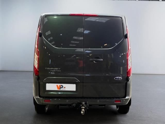 Ford Transit Custom image 1