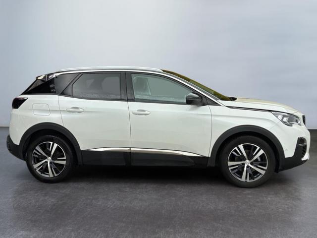 Peugeot 3008 image 3
