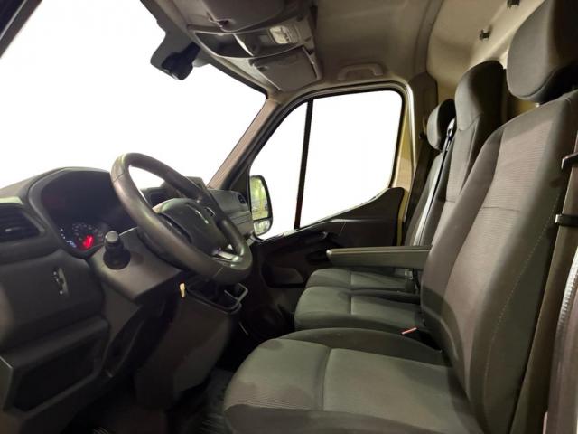 Renault Master image 6