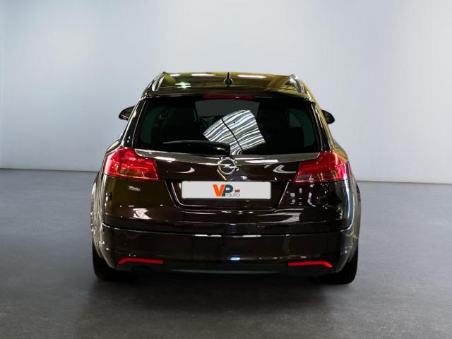 Opel Insignia Sports Tourer image 5