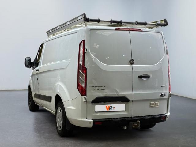 Ford Transit Custom image 5