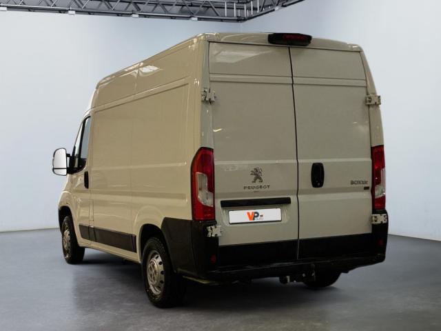 Peugeot Boxer image 2
