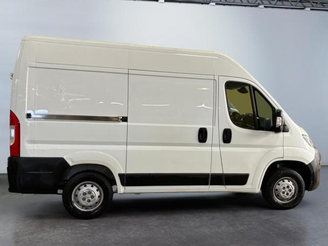 Peugeot Boxer image 3
