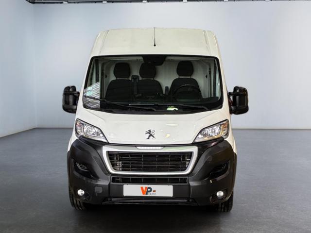 Peugeot Boxer image 1