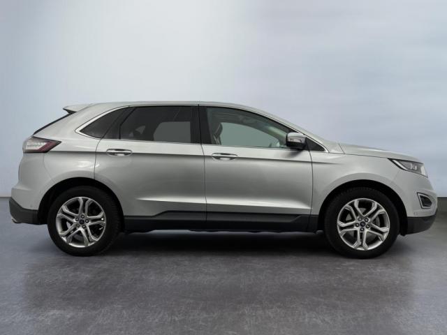 Ford Edge image 8