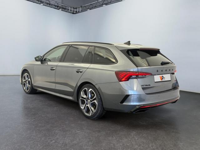 Skoda Octavia image 6