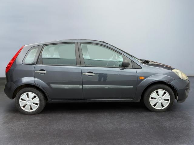 Ford Fiesta image 3
