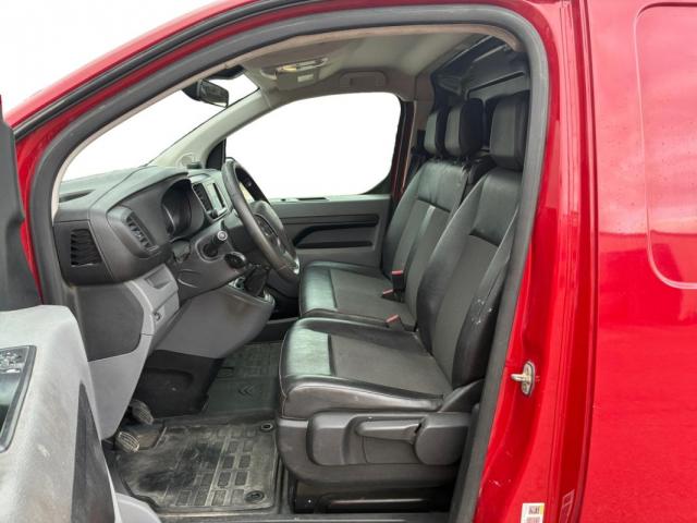 Citroen Jumpy image 3