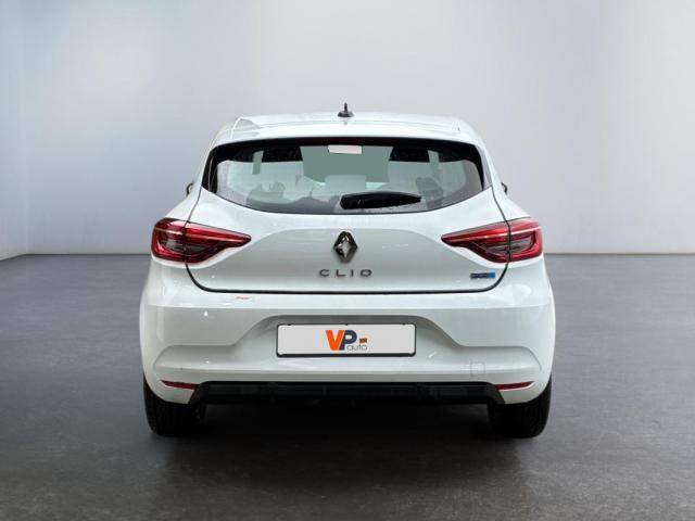 Renault Clio image 8