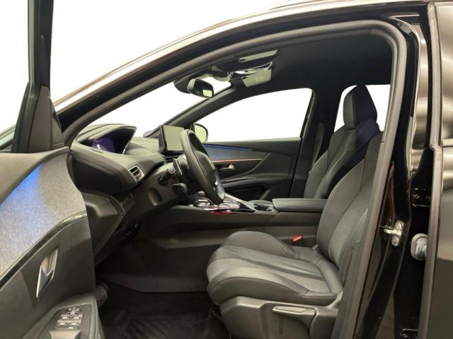 Peugeot 5008 image 2