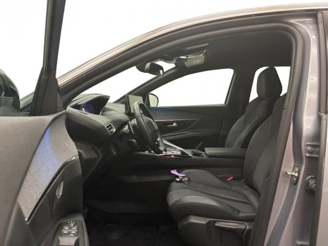 Peugeot 3008 image 3