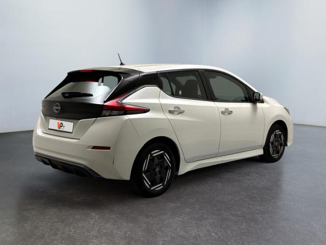 Nissan Leaf image 5