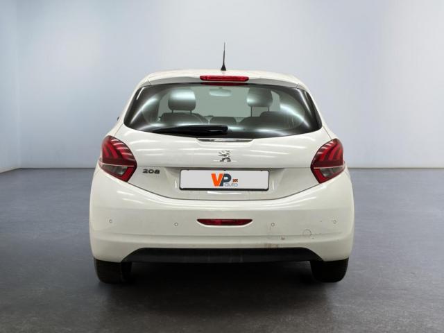 Peugeot 208 image 3