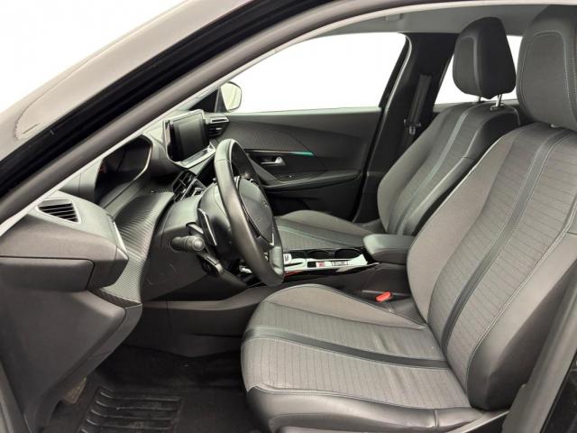 Peugeot 2008 image 3