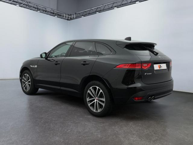 Jaguar F-Pace image 3