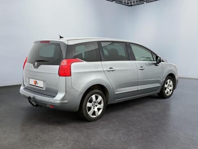 Peugeot 5008 image 8