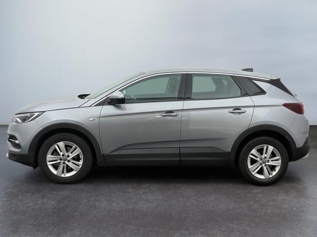 Opel Grandland X image 2
