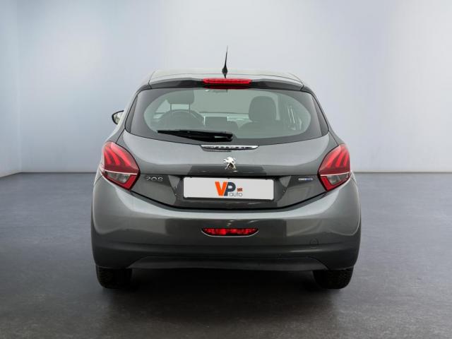 Peugeot 208 image 2