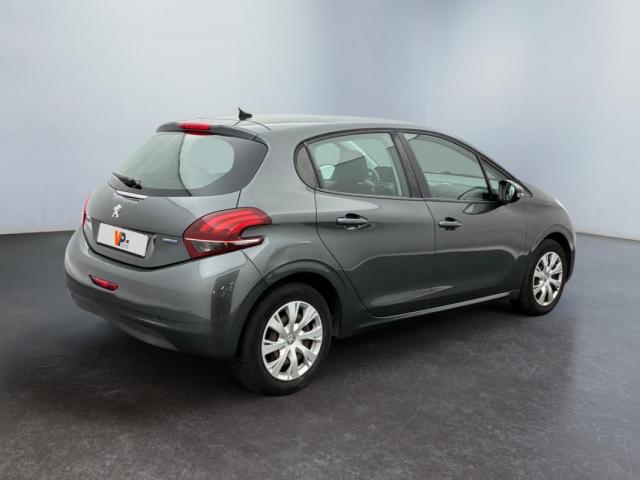 Peugeot 208 image 4