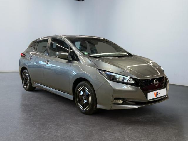 Nissan Leaf image 2