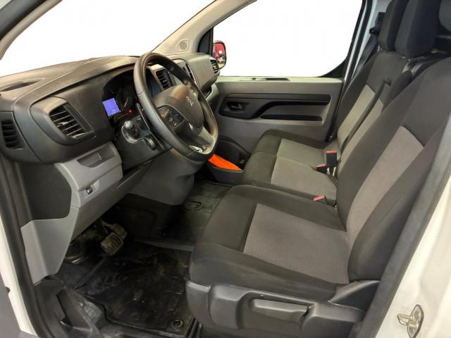 Peugeot Expert image 1