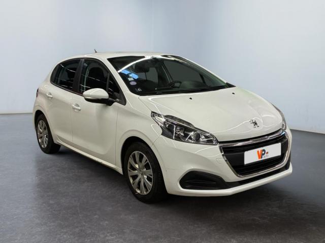 Peugeot 208 image 8
