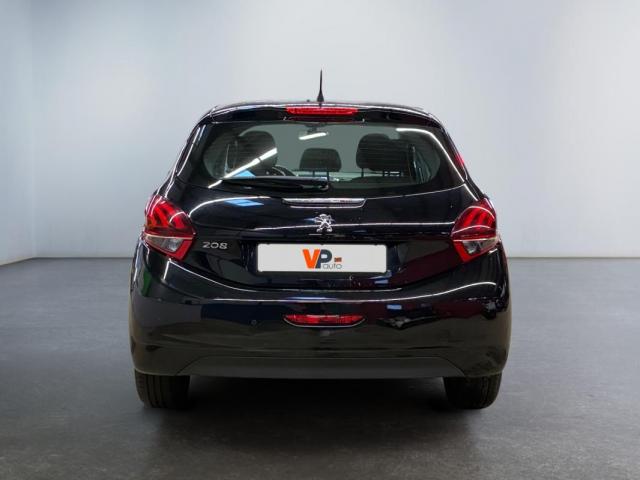 Peugeot 208 image 7