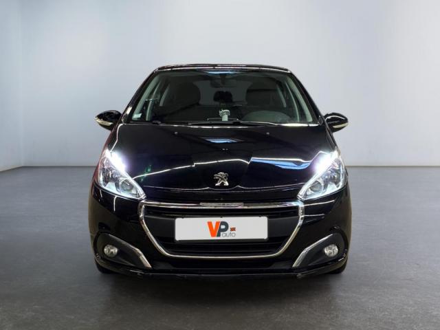 Peugeot 208 image 2