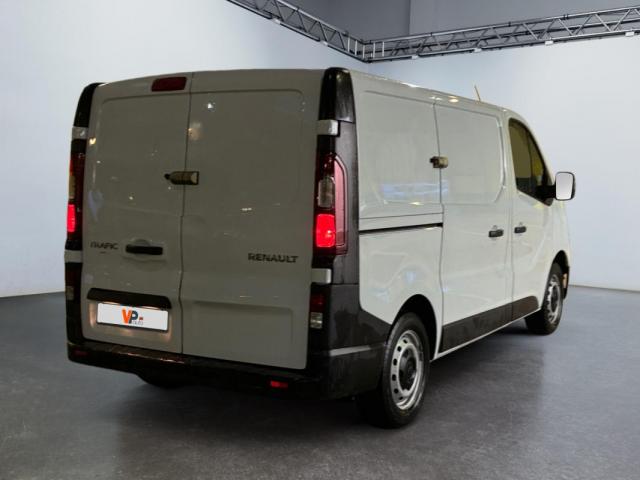 Renault Trafic image 8