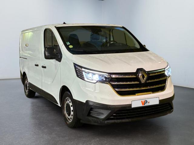 Renault Trafic image 3