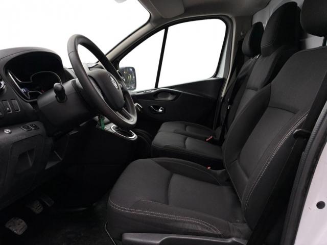 Renault Trafic image 6