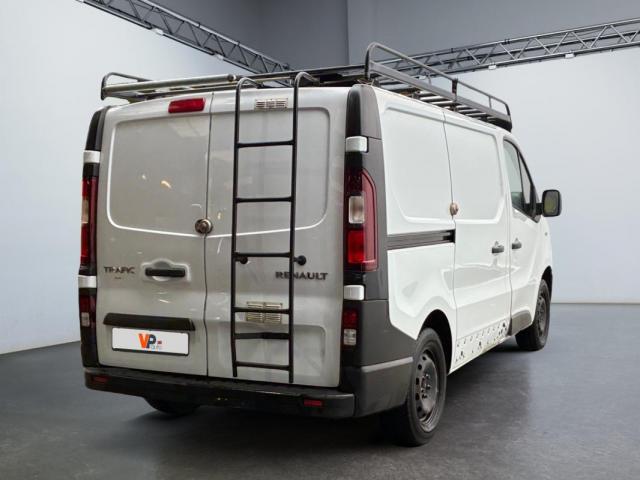 Renault Trafic image 1