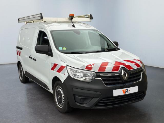 Renault Express Van image 2