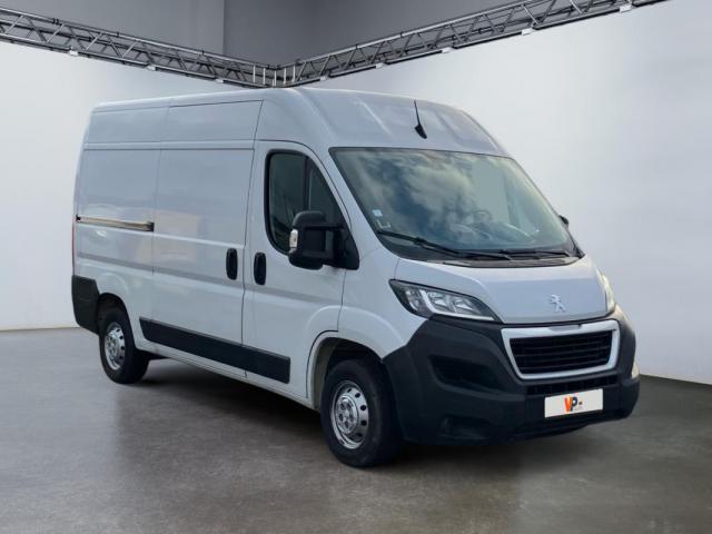 Peugeot Boxer image 1