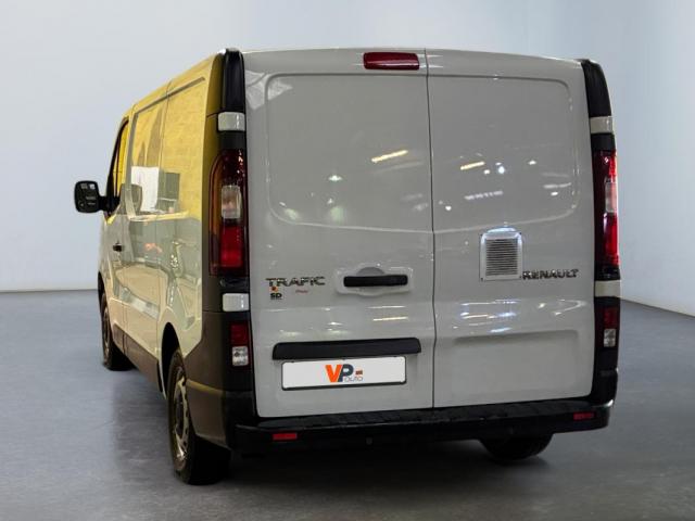 Renault Trafic image 1
