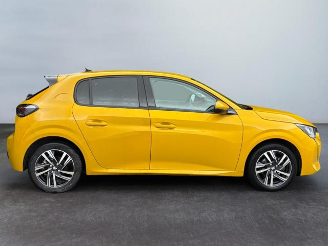 Peugeot 208 image 1