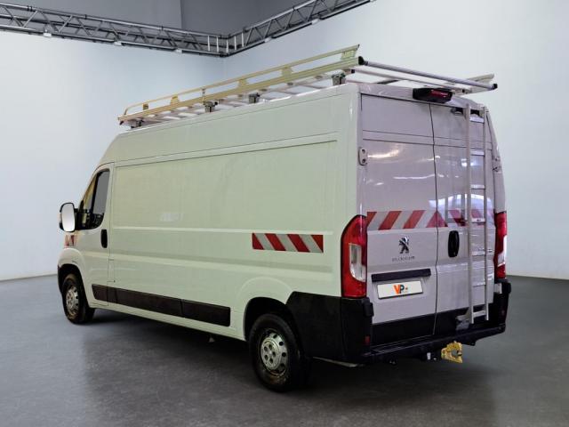 Peugeot Boxer image 2