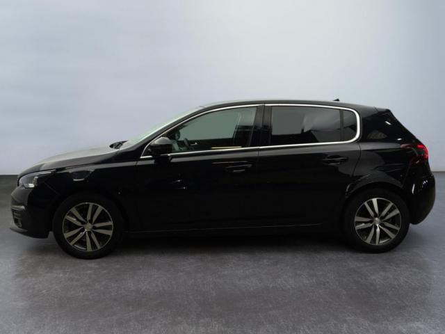 Peugeot 308 image 1