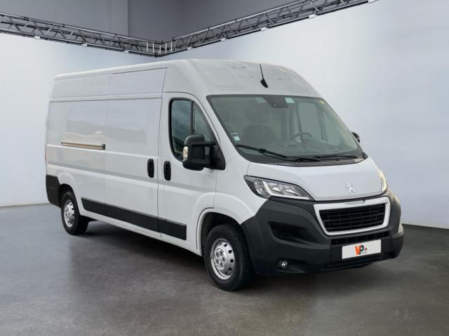 Peugeot Boxer image 2
