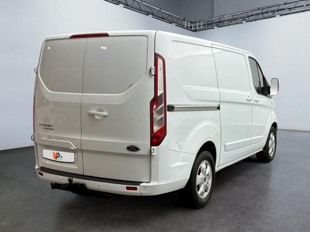 Ford Transit Custom image 8