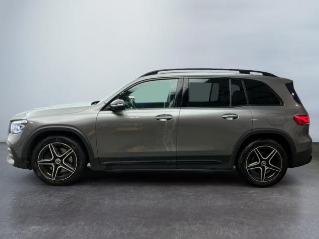Mercedes Benz Glb image 8
