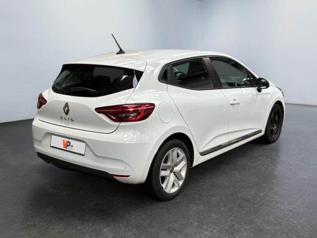 Renault Clio image 2