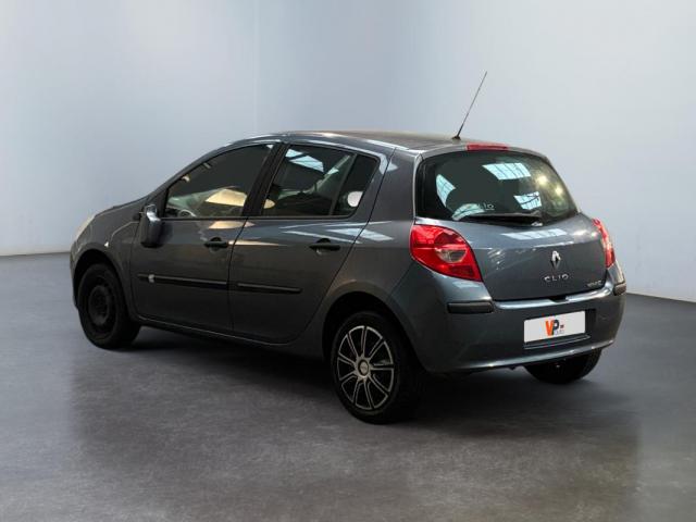Renault Clio image 6