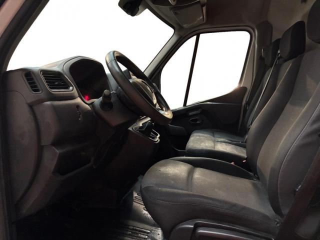 Renault Master image 1