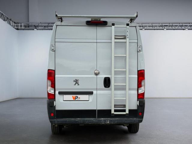 Peugeot Boxer image 6